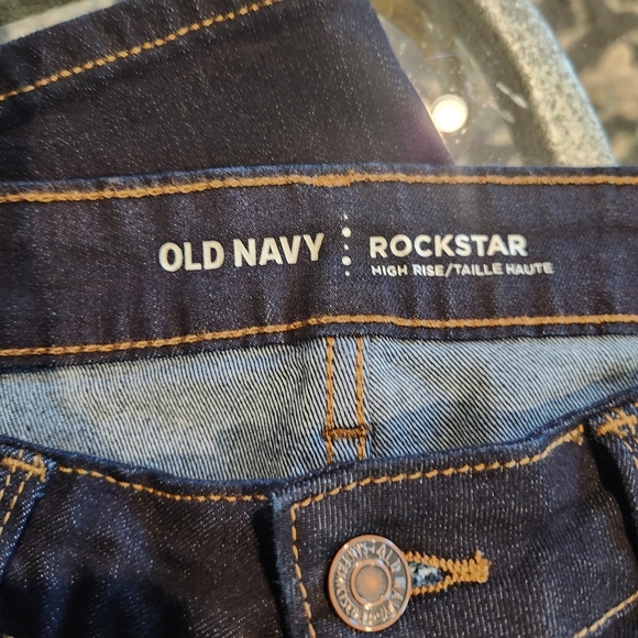 Old Navy High Rise Rockstar Jeans Sz 12 Long - Picture 2 of 3